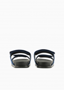 Woman shoes