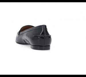 Woman shoes