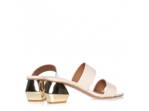 Woman shoes