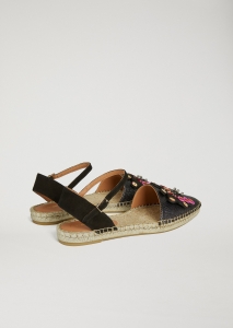 Woman shoes