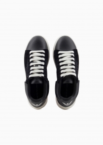 Woman shoes