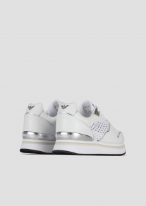 Woman shoes