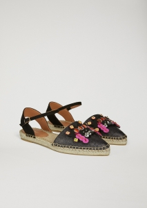 Woman shoes