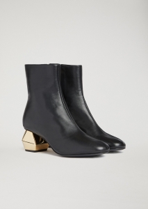 Woman boots