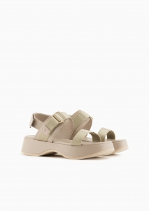 Woman shoes