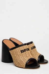 Woman shoes