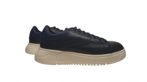 Woman shoes
