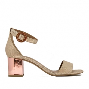 Woman shoes