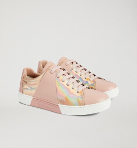 Woman shoes