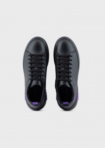 Woman shoes