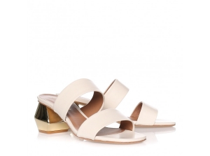 Woman shoes