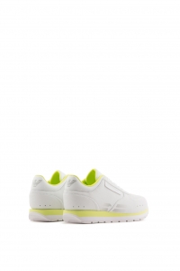 Woman shoes