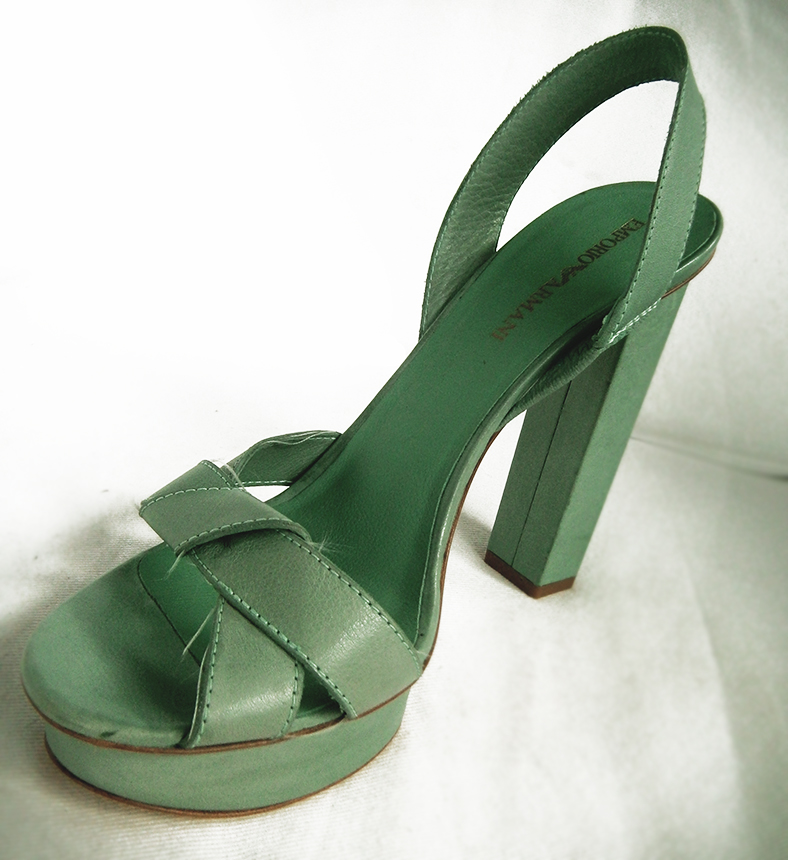 Woman shoes
