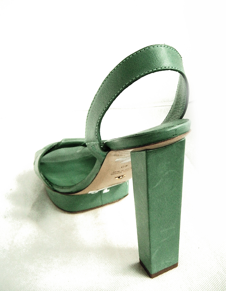 Woman shoes