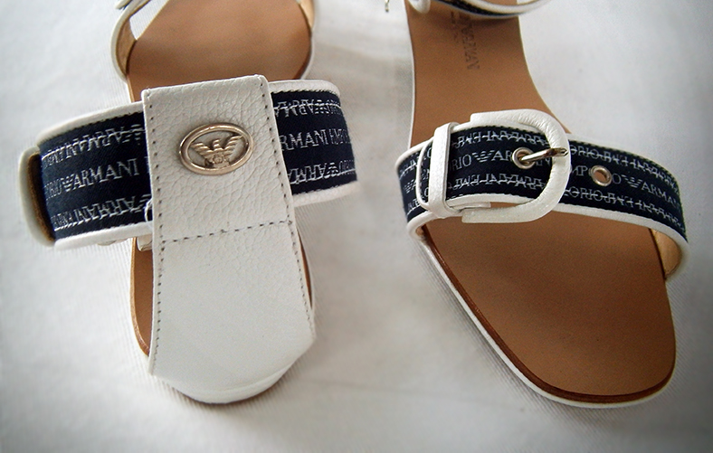 Woman shoes