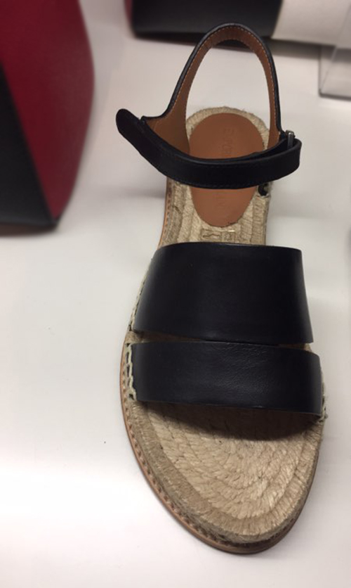 Woman shoes