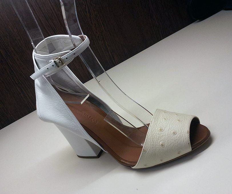 Woman shoes