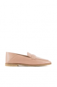 Woman shoes