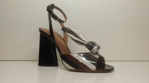 Woman shoes