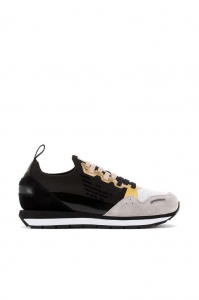 Woman shoes