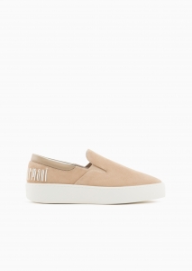 Woman shoes